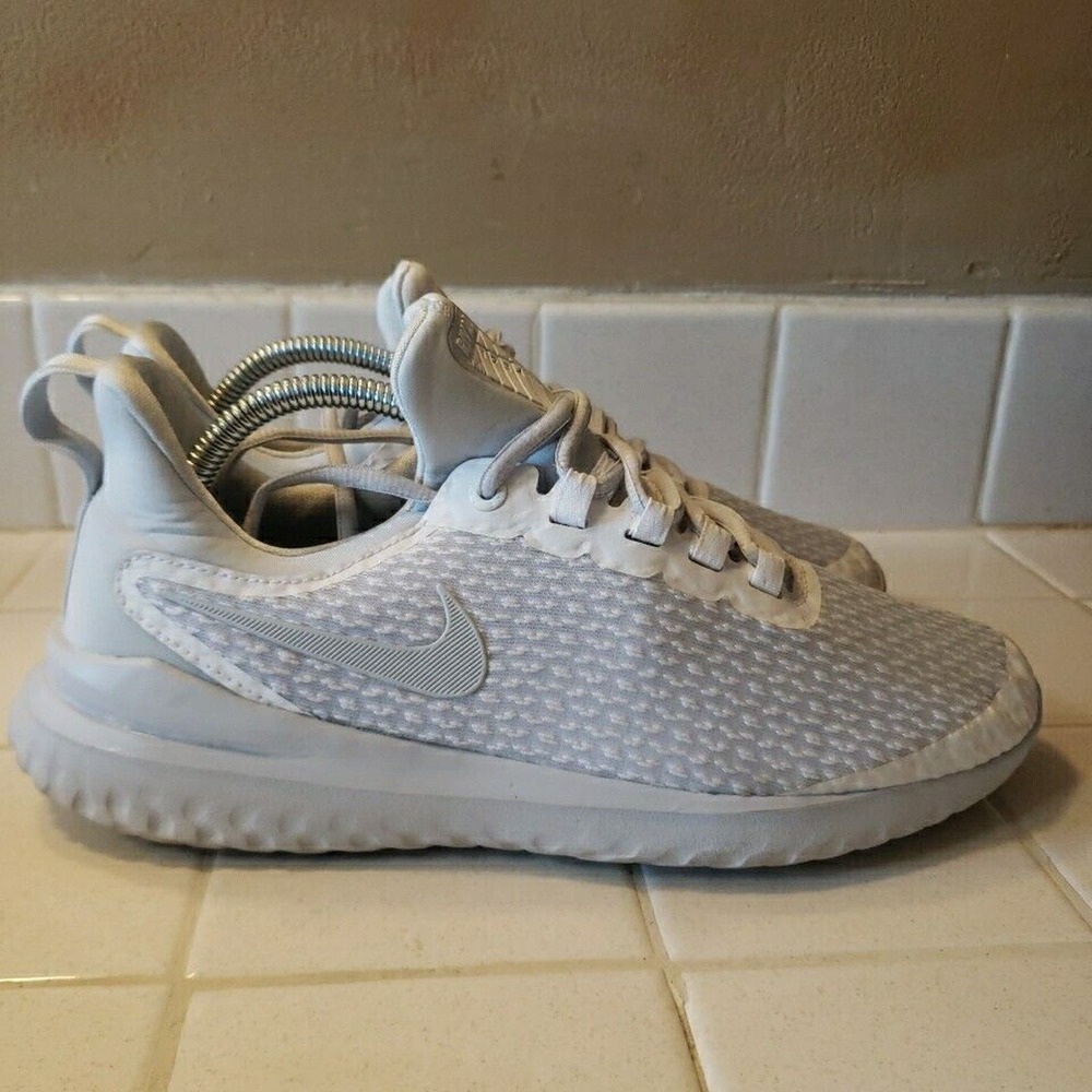 Size 9.5 Nike Renew Rival Premium Pure Platinum Running Tennis Shoes W/platinum